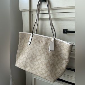 Coach tote bag
